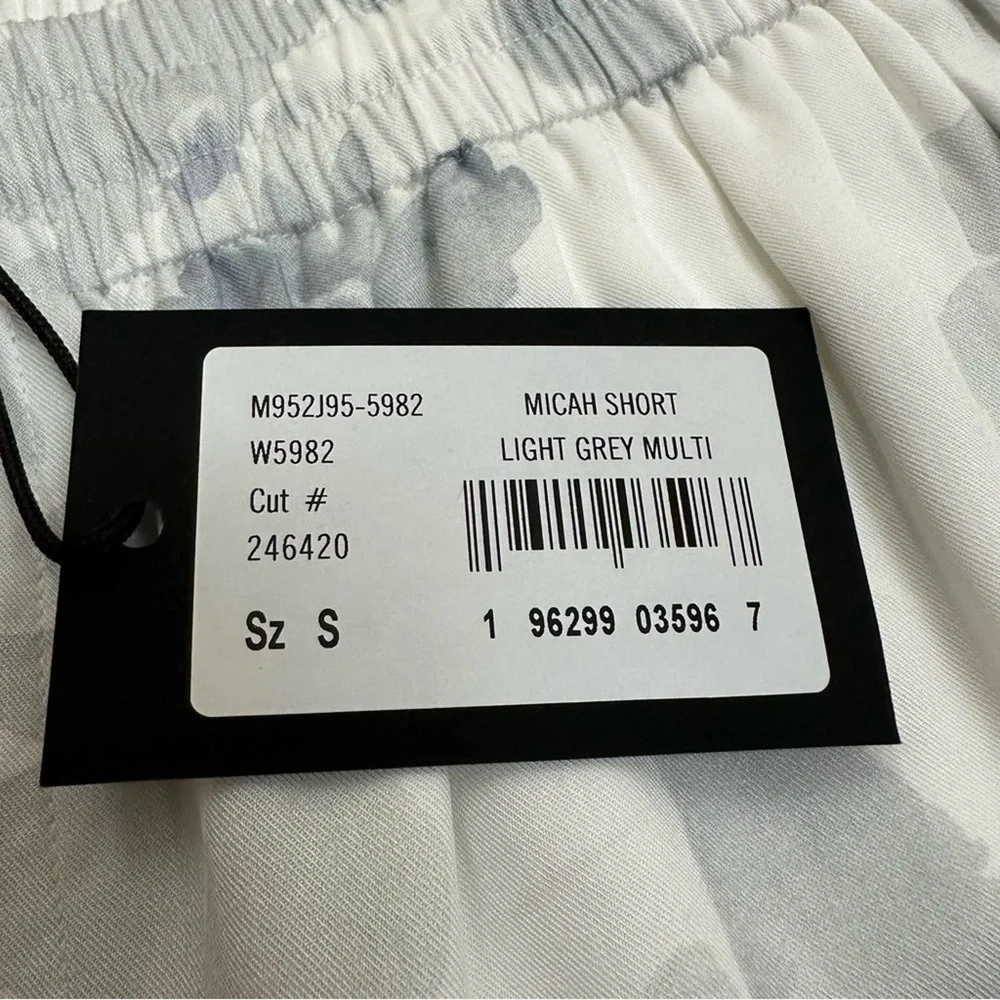 NWT Paige Micah Shorts